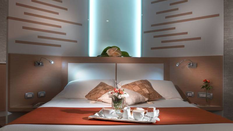 Room-1-Hotel-Diana-2B